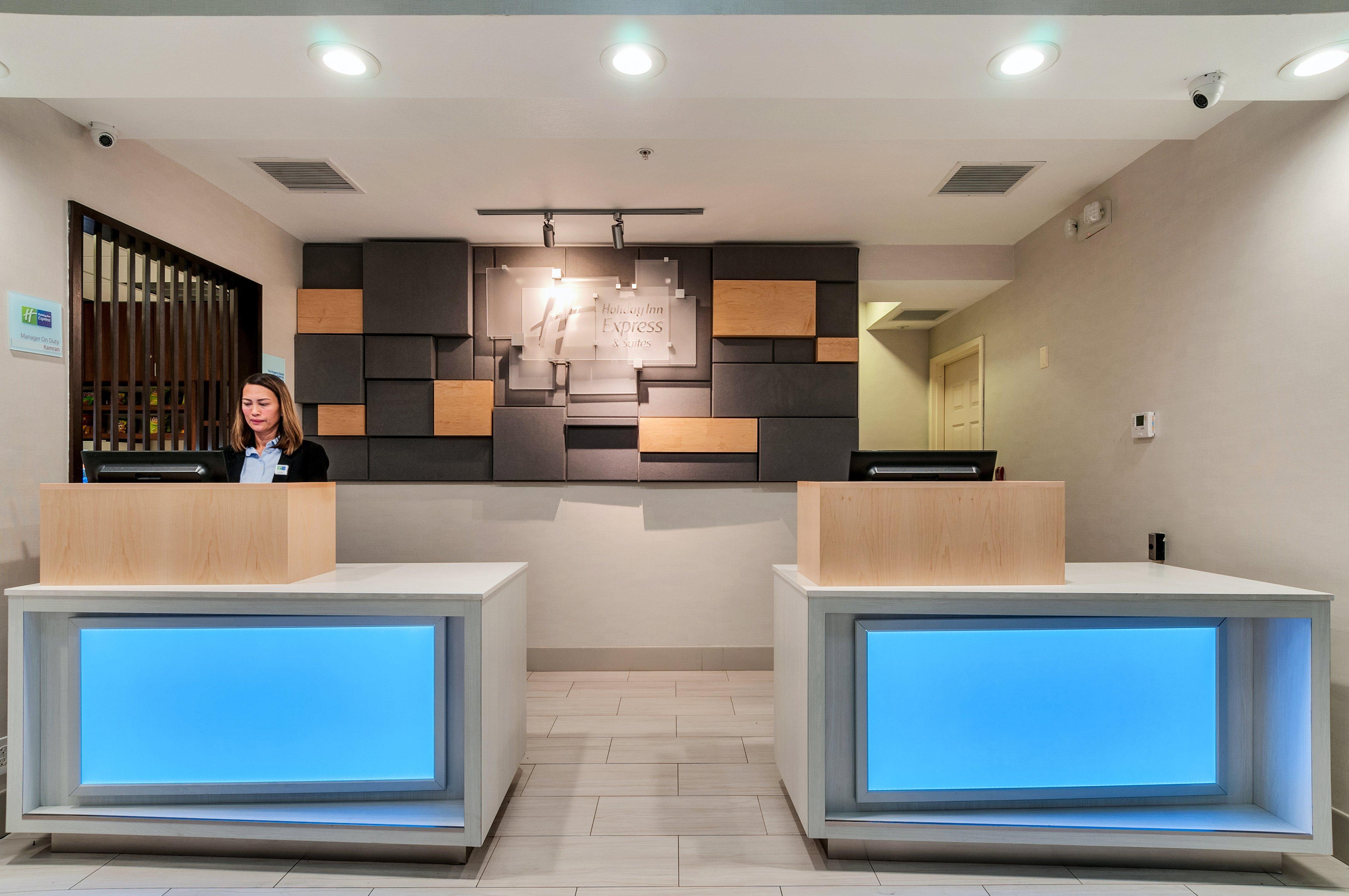 Holiday Inn Express Hotel & Suites Lake Elsinore By Ihg Bagian luar foto