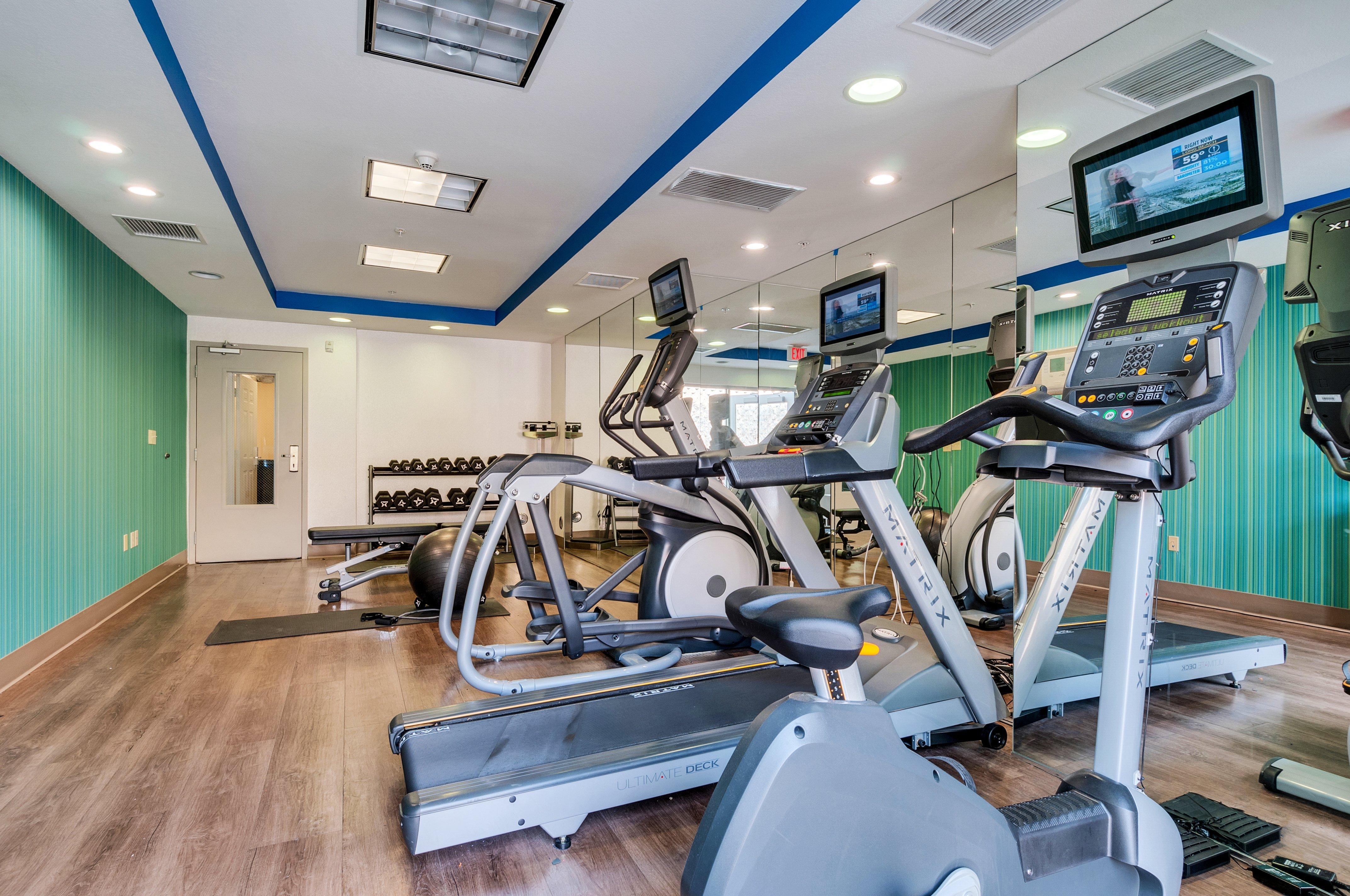 Holiday Inn Express Hotel & Suites Lake Elsinore By Ihg Bagian luar foto