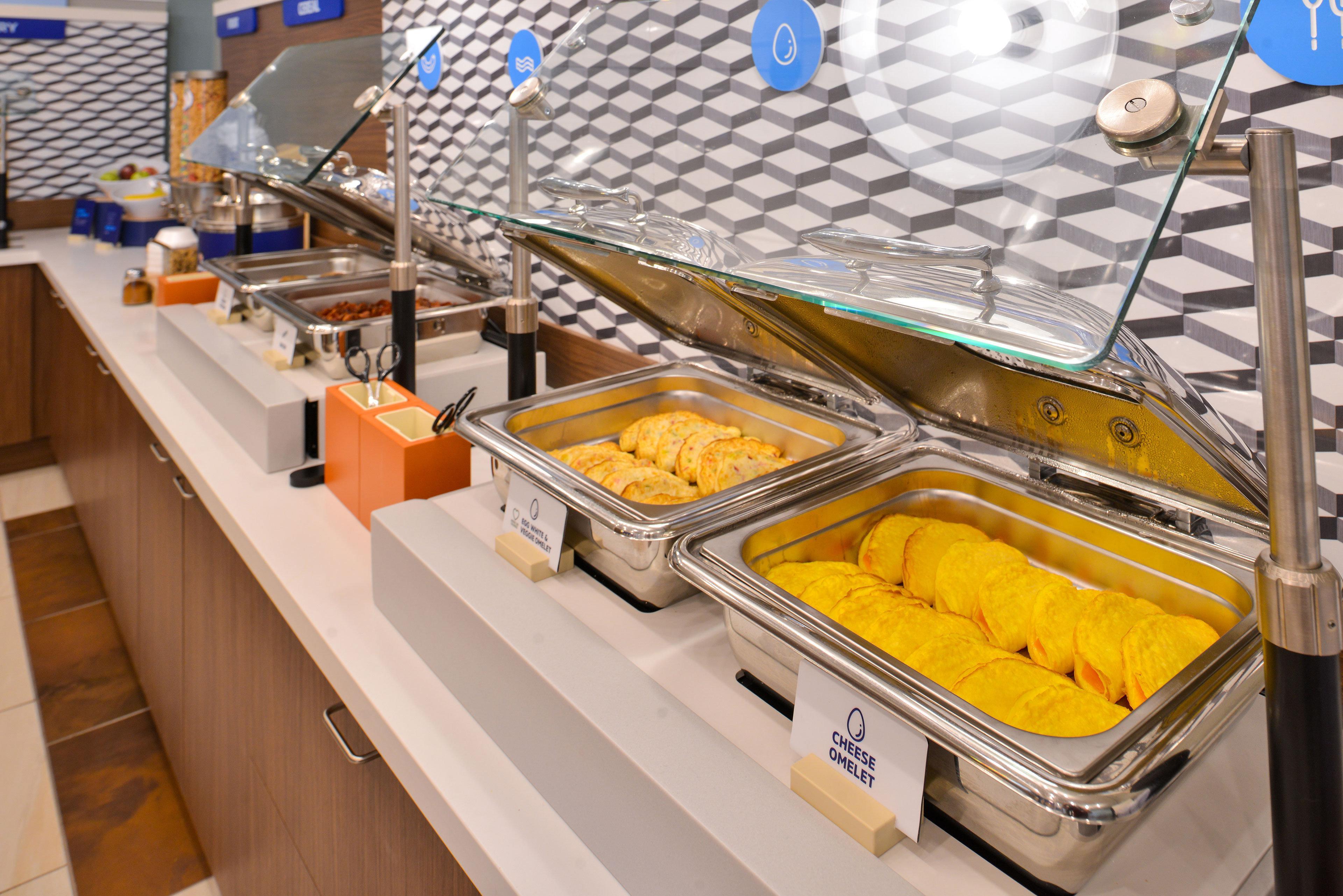 Holiday Inn Express Hotel & Suites Lake Elsinore By Ihg Bagian luar foto