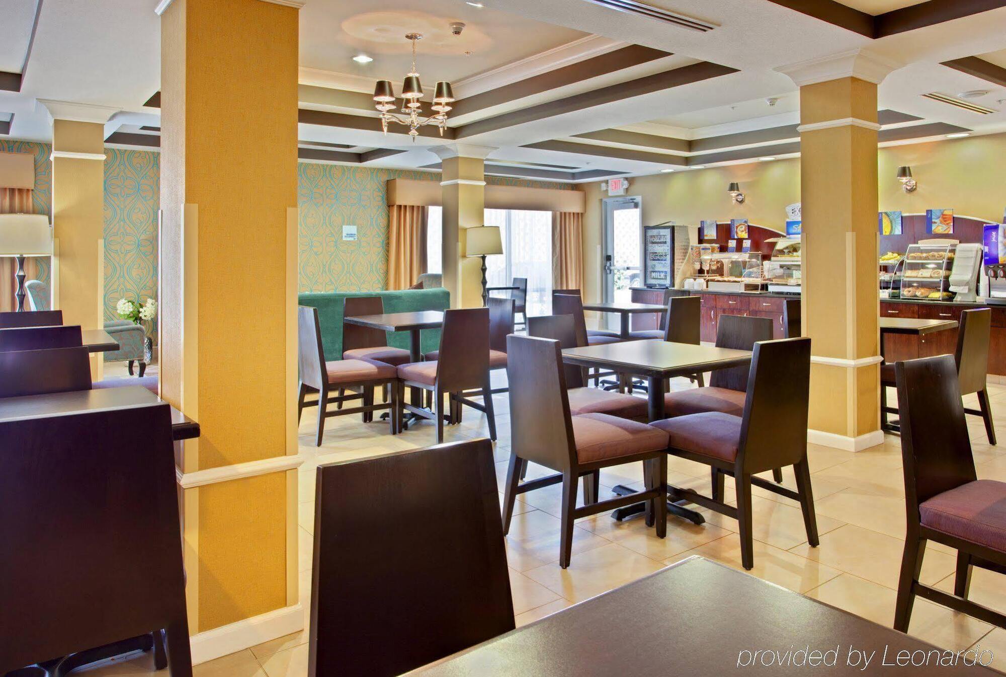 Holiday Inn Express Hotel & Suites Lake Elsinore By Ihg Bagian luar foto